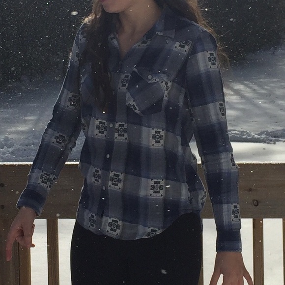 American eagle flannel - Picture 2 of 3